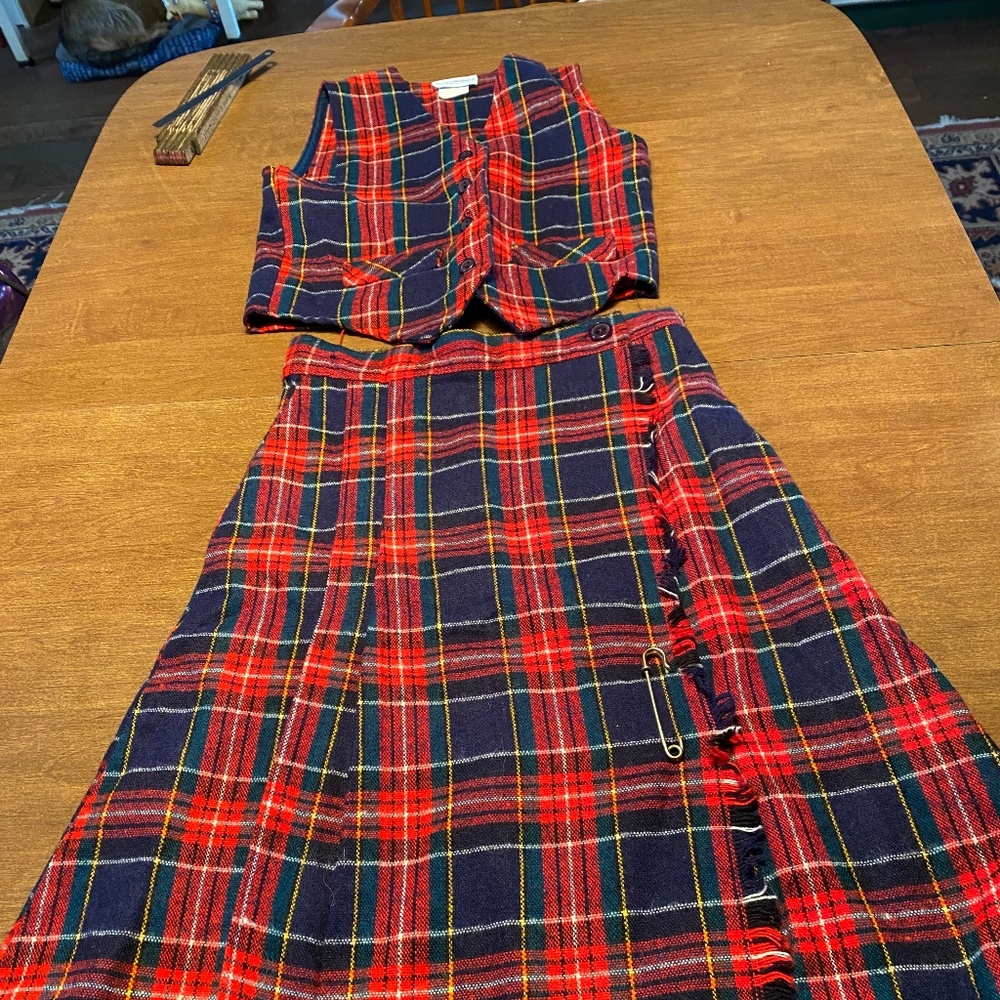Vintage girls holiday vest and kilt set